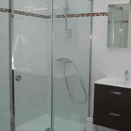 La A Pied アパート ビダール